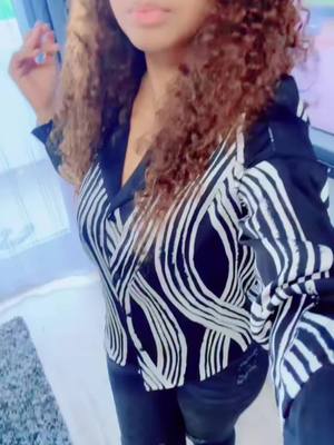 A post by @bambe205 on TikTok caption: -là -là #cejour-là 