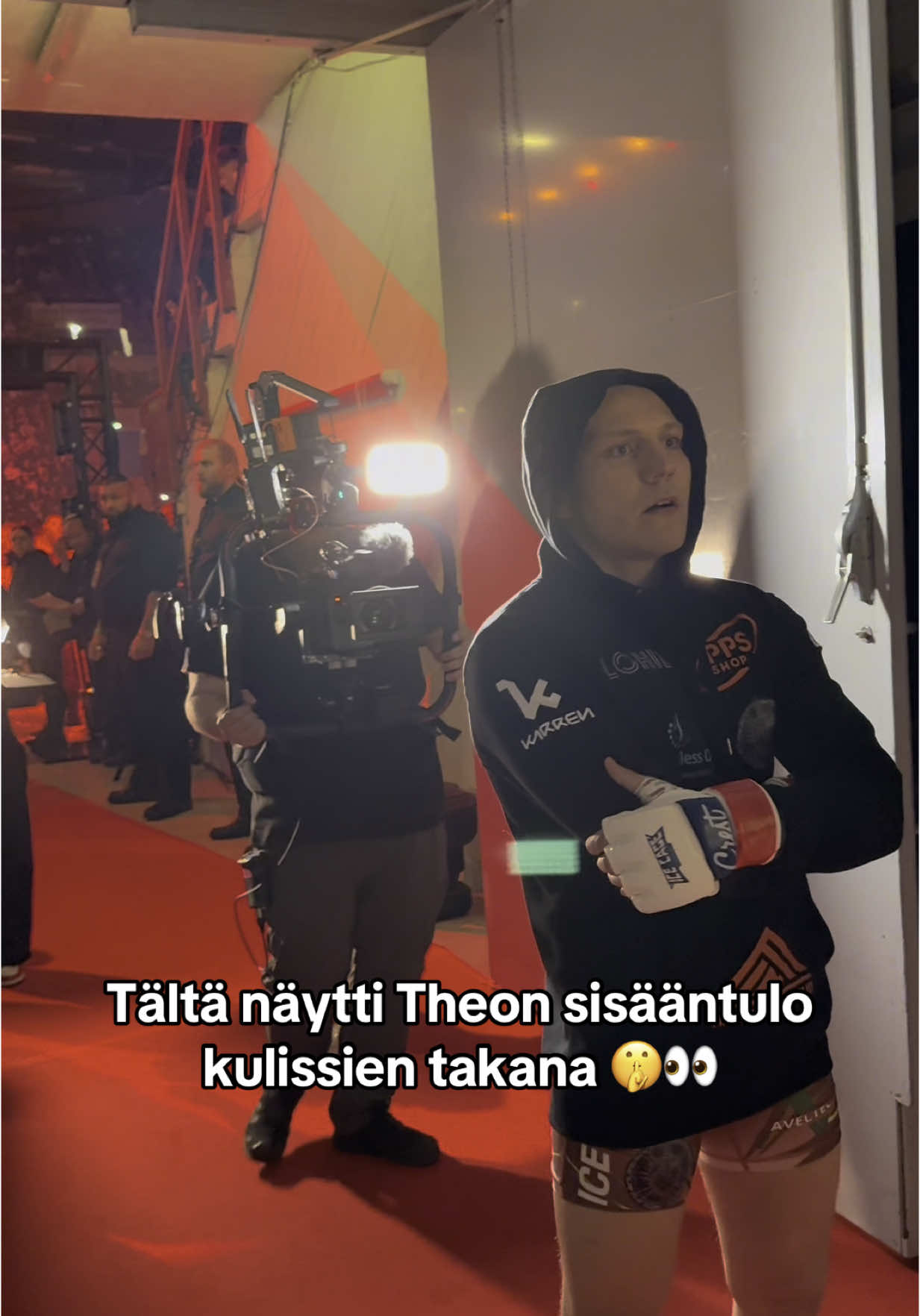 A post by @icecagefighting on TikTok caption: @EILEIKIMMA sisääntulo matsiin✨ #icecage 