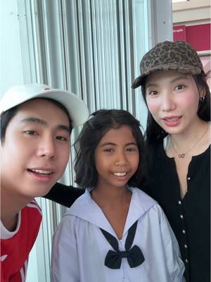 A post by @spriteder_spd on TikTok caption: วันสุดท้ายแล้ว ที่เราต้องอยู่กับน้องฟ้าใส Ep.3 🩵#น้องฟ้าใสเด็กเก็บขยะ #spd 