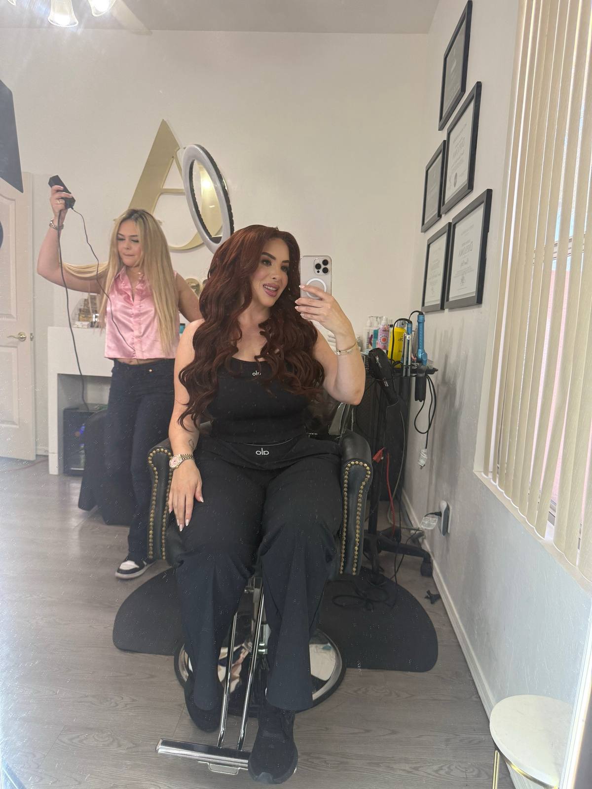 A post by @onlychimo on TikTok caption: Peinado y Maquillaje por @Aime Ortiz Make Up  🤩💄 #makeup  #tucson #arizona