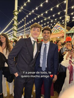 A post by @juanpere_ on TikTok caption: Las clases no sirvieron para mucho eh @Pablo Vera Rivero 