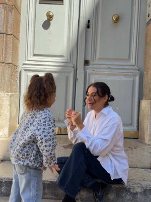 A post by @yeuxvert on TikTok caption: Concours fête des mères avec @floriliabijoux ✨🤍 Remporte trois parure fête des mères ! Commande et infos en dm insta “Florilia__bijoux”✨  #floriliabijoux #creation #fetedesmeres #cadeau #personnalisation #foryour #concours 