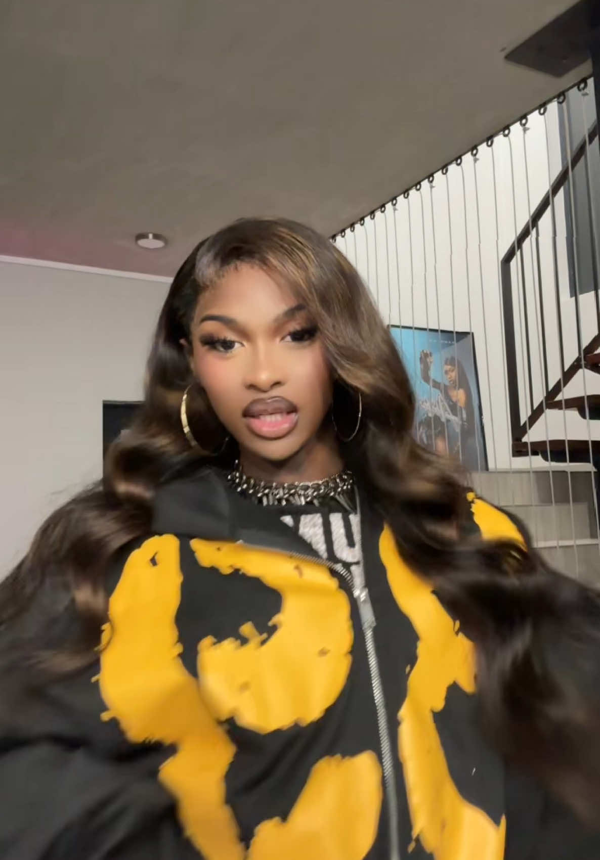 A post by @itskamo_ww on TikTok caption: Literally!!!