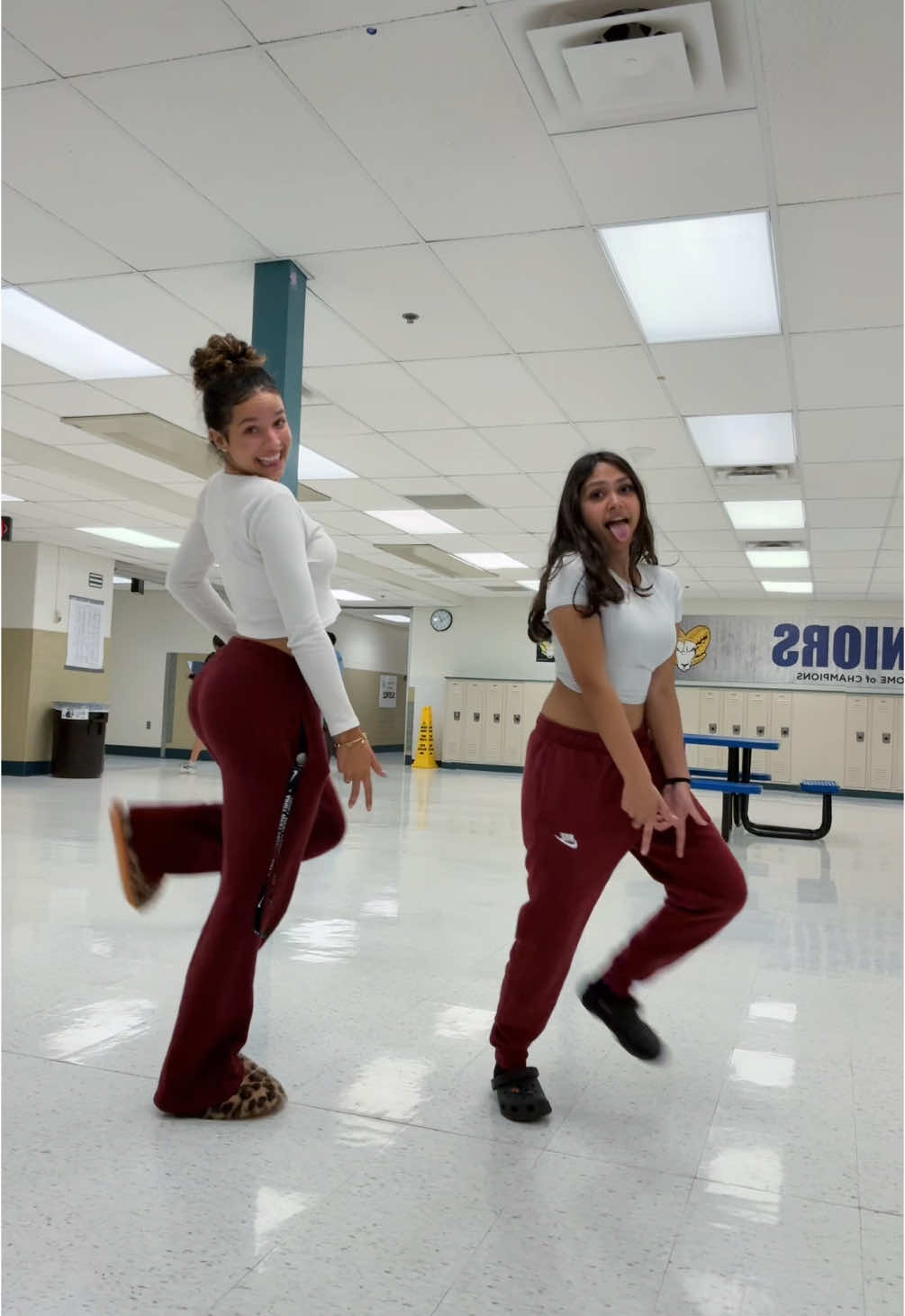 A post by @theydontlovereilly on TikTok caption: Woah woah woahhh #twinning 