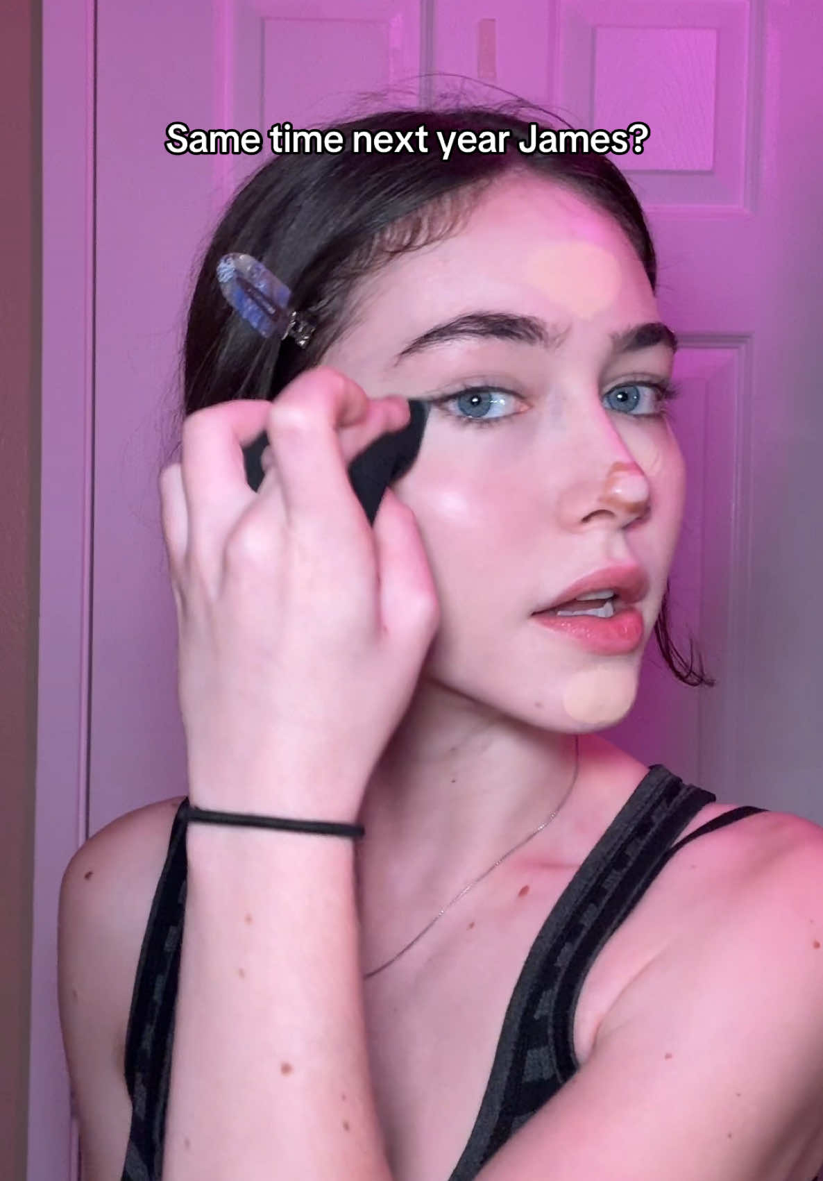A post by @fatherrlex on TikTok caption: Yall, get up😩 some of u r so easily manipulated it’s crazy #makeup #SkinCare #jamescharles 