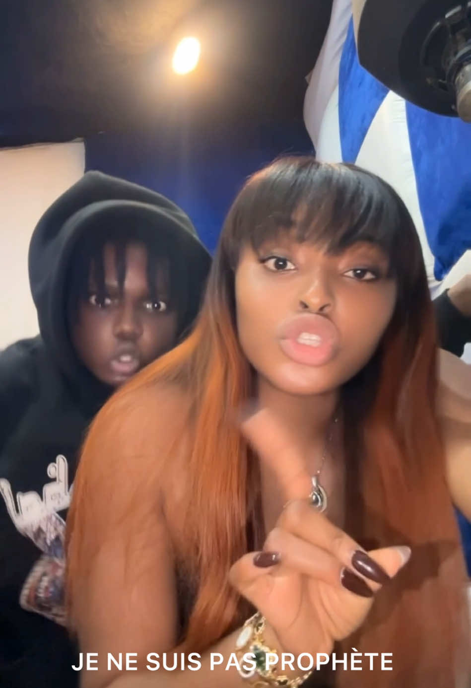 A post by @l.m.b.237 on TikTok caption: #camerountiktok🇨🇲 #pourtoi #viralvideos @Celeste_victorien🇨🇲 @Aza.Andréa. @Bop Dylan @Grosky 