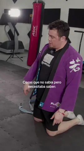 A post by @francoescamillaofficial on TikTok caption: Siempre se aprende algo nuevo en #TirandoBarra 