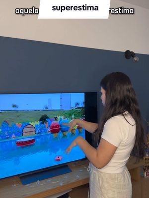 A post by @barbaracoura on TikTok caption: o que na sua cabeça conseguiria facilmente? kkkkkkk