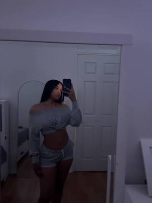 A post by @elyy04_ on TikTok