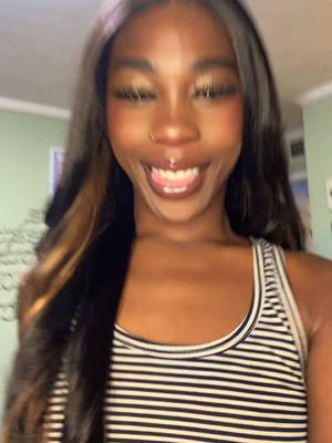 A post by @allicattt on TikTok caption: BOW DOWN 😌 