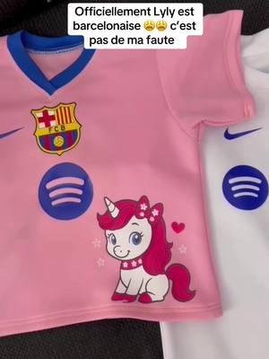 A post by @barbisermy on TikTok caption: J’ai tellement mal 😭 Lyly normalement etait madrilène 😩😩 @Bébé Liahsen 👼🏽👨‍👩‍👦 @Maman de Lyly @leofirst 