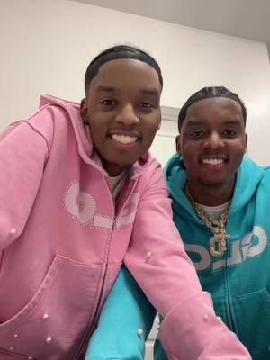 A post by @soundslikexbllyy on TikTok caption: Do we look like twins now? #fyp 