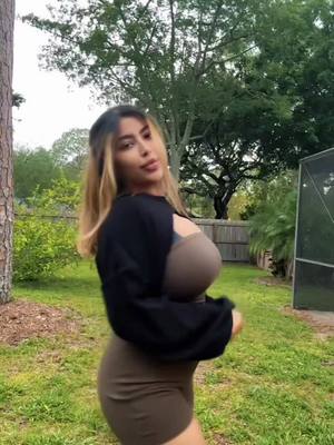A post by @sanjanaalexander1 on TikTok caption: #CapCut #sanjanaalexanderofficial #fyp 