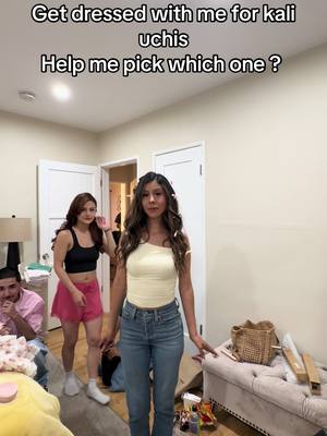 A post by @mary_barreraa on TikTok caption: Get dressed with me #marysboutique #kaliuchis #evelynortiz #benjychavez15 