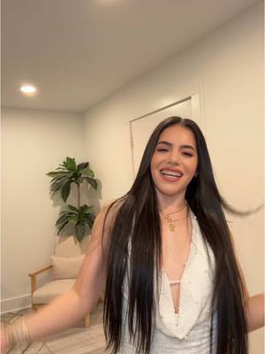 A post by @celes_ttee on TikTok caption: Que te quiero a morir ♥️😩@Oh Polly #celeste #mexico #baile #corridos #huapango 