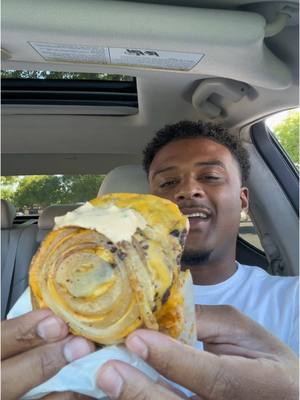 A post by @shawnfoodreviews7 on TikTok caption: In-N-Out simple but it do what it’s supposed to do🍔 #fyp #FoodTok #mukbang 