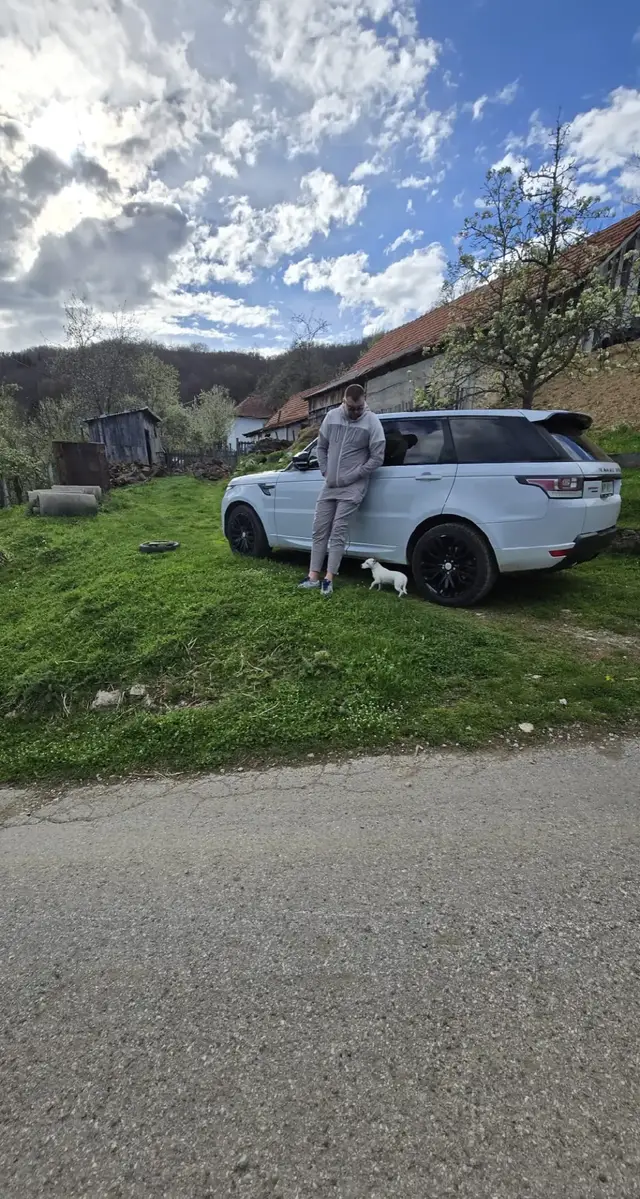 A post by @veliki_janjus_official on TikTok caption: #foryoupage #viral_video #janjus #prijepolje #zadruga 