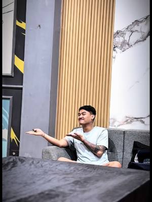 A post by @gsahidh on TikTok caption: Sing lio ben geger , neng kene tak jejer 🥶  #cb #2stroke