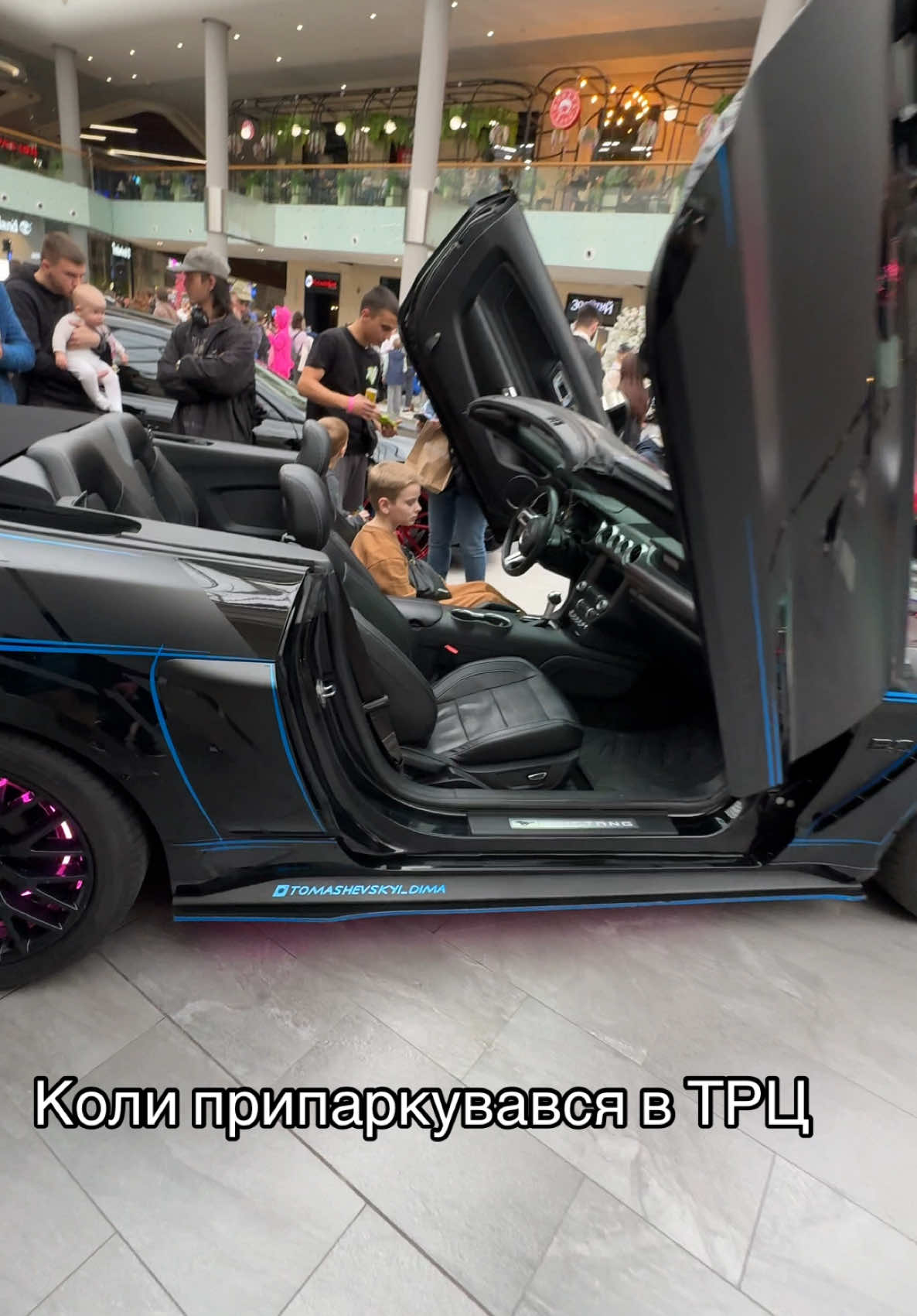 A post by @tomashevskyi_dima on TikTok caption: Вгадай марку авто ?