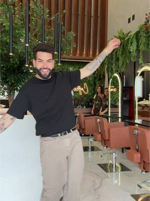 A post by @studioleosilva on TikTok caption: Mostra seu dom! 💛