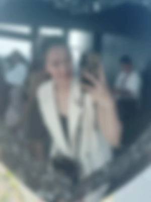 A post by @.jeniiie on TikTok caption: #CapCut 🫣😬