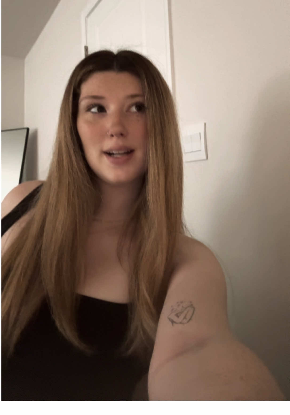 A post by @trisnunemann on TikTok caption: Brunchhhh #foryou #mom #brunch 