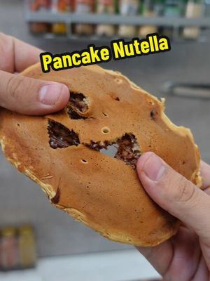 A post by @seizemay on TikTok caption: Pancakes au Nutella !! 🥞🍫 #pancakes #nutella #pancake #gouter #gouterrecette #recettegouter