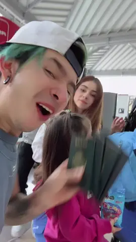 A post by @sebasgal11 on TikTok caption: VIAJE en FAMILIA | COLOMBIA 