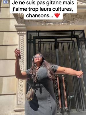 A post by @lallalouloudoubra on TikTok caption: Olé! 💃🏽 #gitan #gitane #ole #picoconpicobesoconbeso❤️  #espagne 
