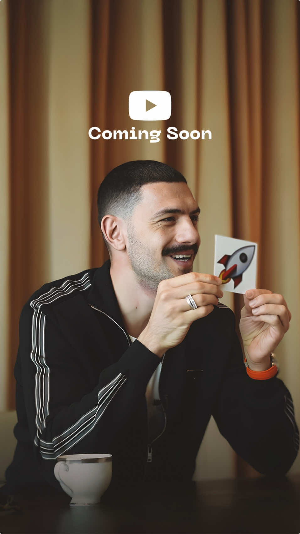 A post by @merihdemiral on TikTok caption: Stay tuned and turn on notifications. See you very soon on YouTube! 🔔💚 LINK BIO’DA ⬆️ 