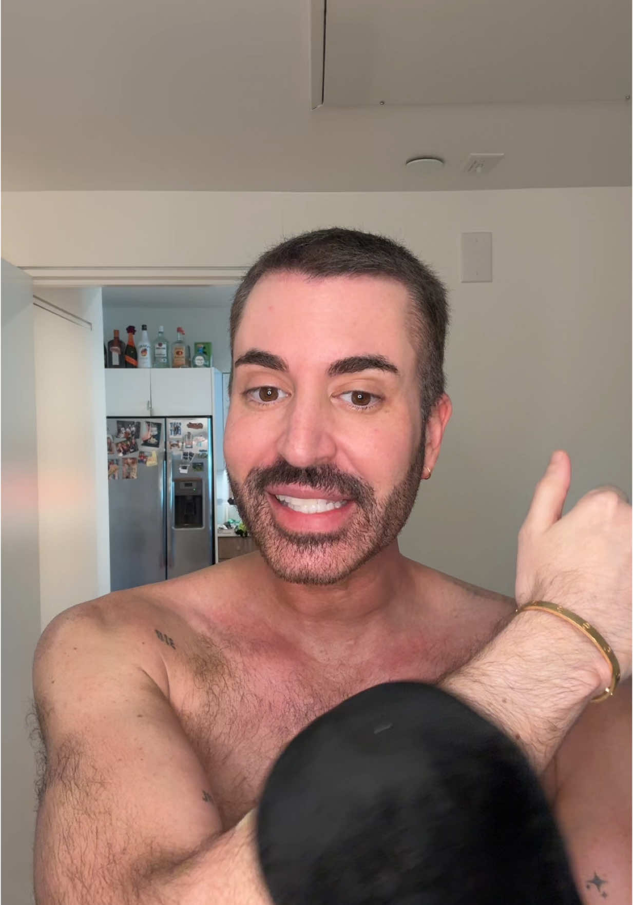 A post by @mvstevens on TikTok caption: apply my @illusionbronze #selftanner with me 😂 #storytime 