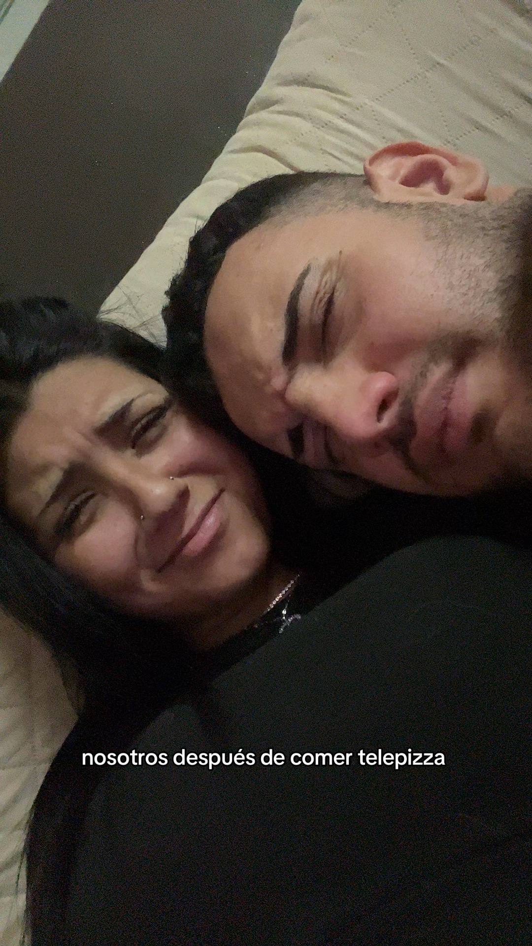 A post by @_anaismolina_ on TikTok caption: 💩