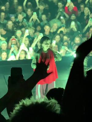 A post by @brynjaolafsd on TikTok caption: i missed her 😭 #billieberlin 