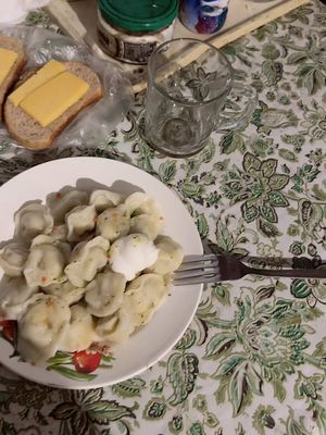 A post by @chotkaya18 on TikTok caption: #деревня#мама#