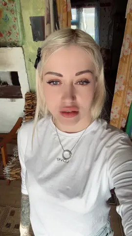 A post by @chotkaya18 on TikTok caption: #мояжизнь🎀 
