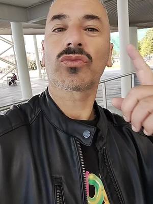 A post by @oscarxrey on TikTok caption: #parati #foryou #presidente 
