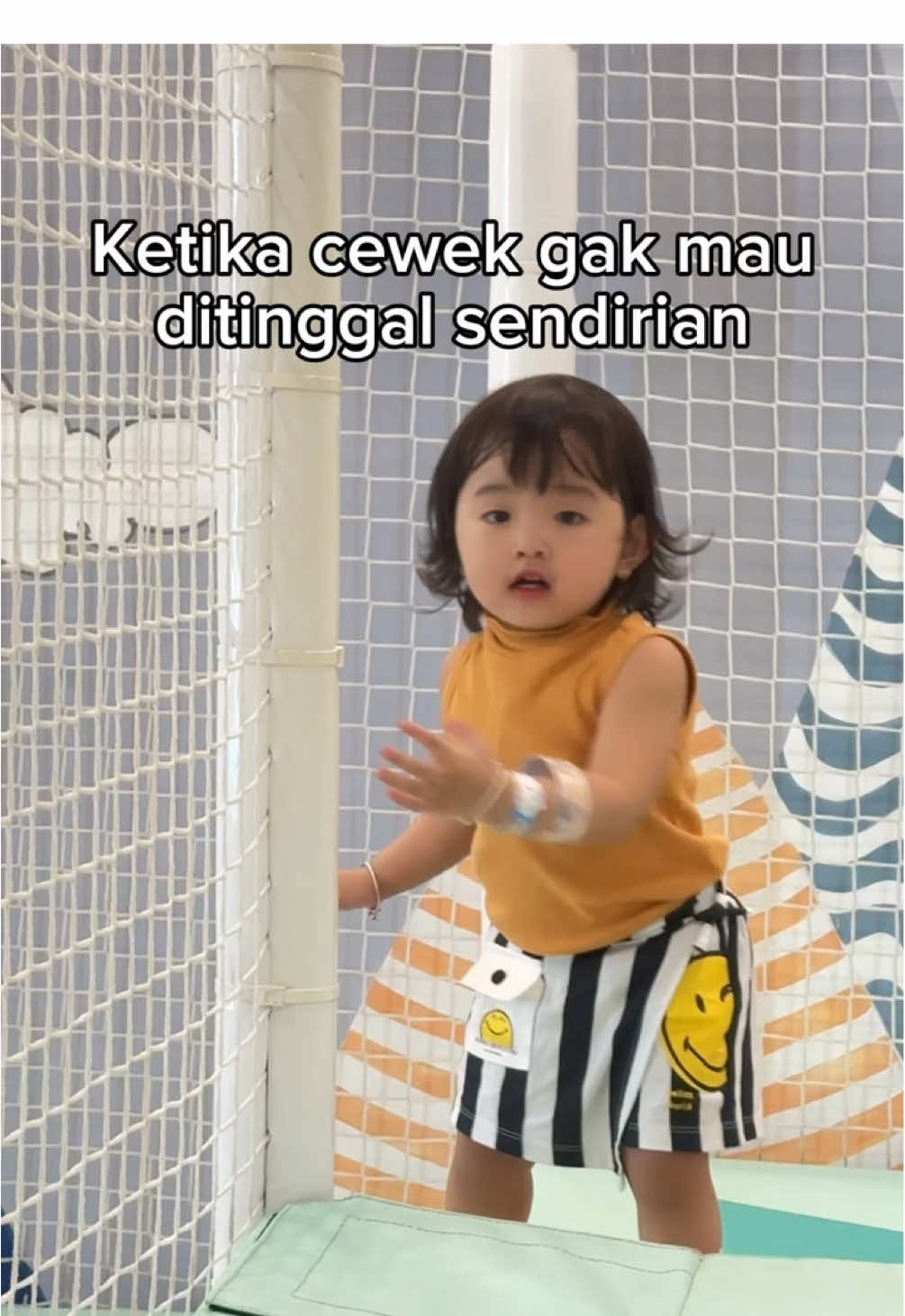 A post by @michaelrendyw on TikTok caption: Baru juga duduk aebentar 