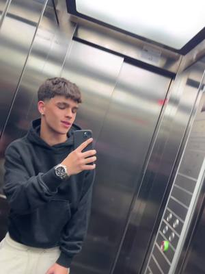 A post by @elflein1 on TikTok caption: 🫑. #fyp 