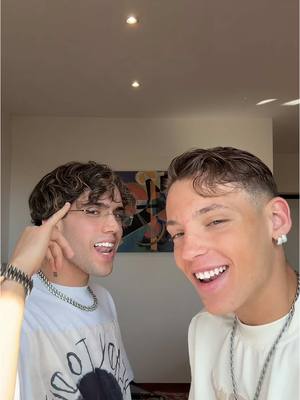 A post by @domenicoespositooo_ on TikTok caption: Dove siete? @Aka 7even 