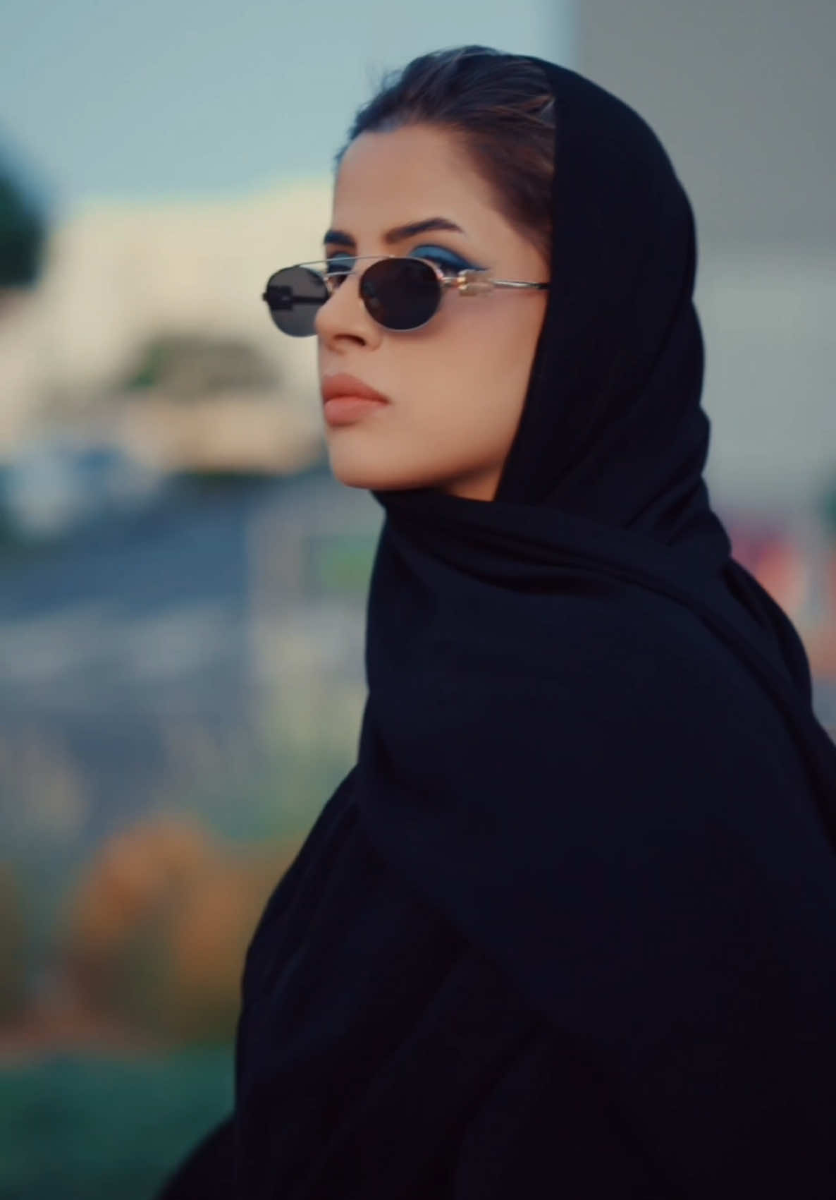 A post by @sabeenahashme on TikTok caption: اقعد اقعد 🤫🔥🖤 تصوير بالفيديو- @Akmal Khan  عباية- @am.abaya7  @TikTok LIVE MENA  #fypシ゚viral #عربي #sabeenahashme #fypシ #foryou #OOTD #عباية #makeittrend #tiktoklivemena 