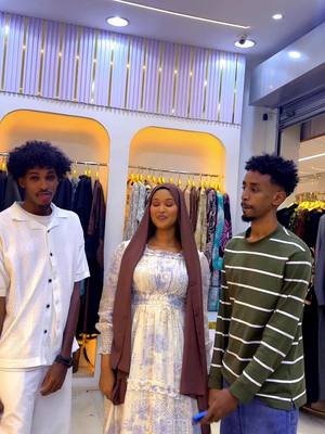 A post by @queenaisha907 on TikTok caption: @ＭａｒｋＯｓ:(  maanta laba legend baan halmar wada arkay way #somalitiktok #foryoupage #fyp #aisha_queen👸 