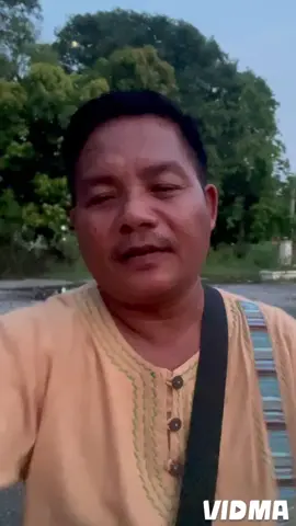 A post by @uminmdy0 on TikTok caption: #VoiceEffects @ဦးမင်း(ဖရန့်ကွမ်းယာ_မန္တလေး) @🐲Shwethazinphoo(အမွှေစိန်)🐲 @ဟန်နီ(ကွမ်းယာ)official @အညာသားလူလည် @ဦးမင်းဖရန့်ကွမ်းယာမန္တလေး @MDYဇိုးဘဲကြီးပလေကပ်ပုဆိုးဆိုင် #ရောက်ချင်တဲ့နေရာရောက် #ဒီVideoလေးကနေတဆင့်စိတ်ခွန်အားတွေရကြပါစေ #စာသားဖန်တီးသူဦးမင်းဖရန့်ကွမ်းယာ 