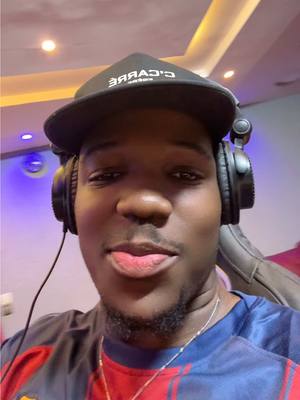A post by @axelmerryl on TikTok caption: 🤣🤣🤣🤣