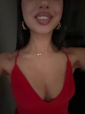 A post by @belikeanna on TikTok caption: obsessed 
