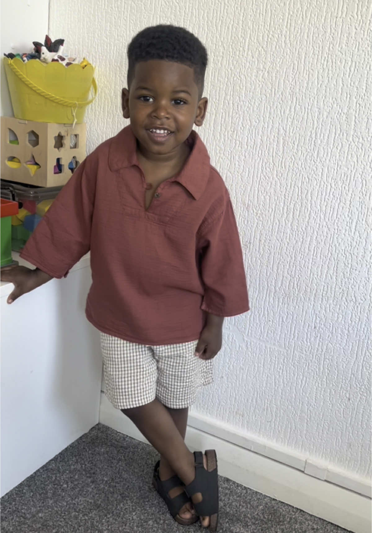 A post by @phoenixgarcia___ on TikTok caption: Cleannnn #fyp #son #babiesoftiktok #babyoftiktok #BabiesOfTiktok #BabyOutfitIdeas #boyoutfits #BabyFashion 