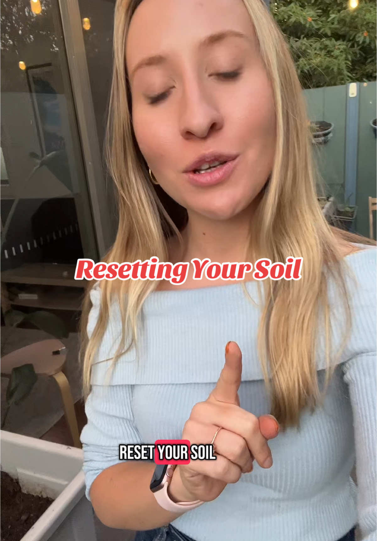 A post by @kia_urbangardener on TikTok caption: Resetting Your Soil to have healthier plants! Super super important to get this part right or you are setting yourself up for failure! #gardening #beginnergardenersoftiktok😍☀️ #garden #gardentipsandtricks #gardeningtips #beginnergardening 