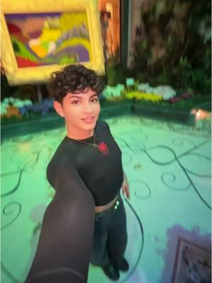 A post by @elfernandocruz on TikTok caption: Oye😮‍💨😮‍💨#fyp #viralpost #elfernandocruz #viral #parati #foryou #viralvideo #bachata 