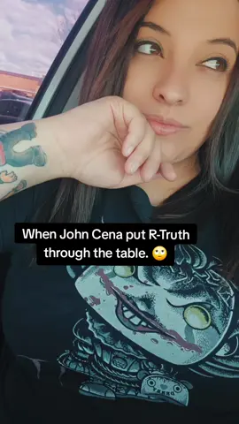 A post by @_suzzyq_ on TikTok caption: And this is why they say, never meet your heros. #wwe #wwefans #wrestling #suzzyq @Ron Killings 