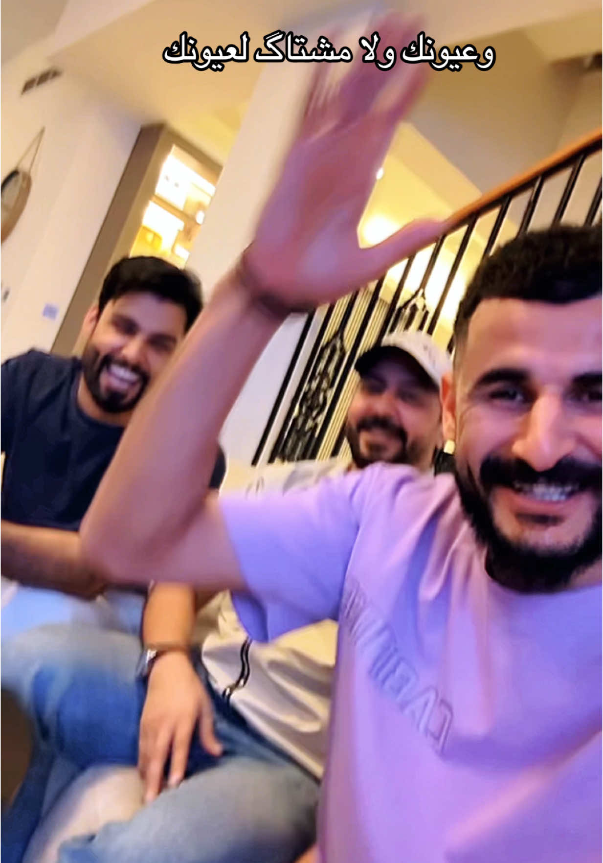 A post by @raedabufatean on TikTok caption: وارتاحيت منك .. #محمود_التركي  #ايمن_حسين 