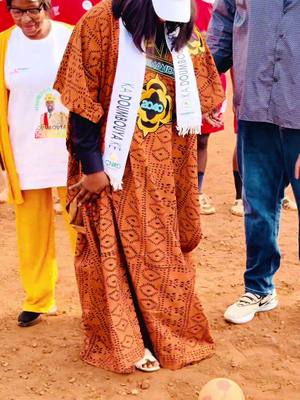 A post by @mayakaba1 on TikTok caption: match de gala bien réussi, merci foula Madina et yataya 🙏🏼🇬🇳KA DOUMBOUYA FÖ KA DOUMBOUYA KÈ🇬🇳💪 vive CNRD, vive GMD 🫡🇬🇳💪